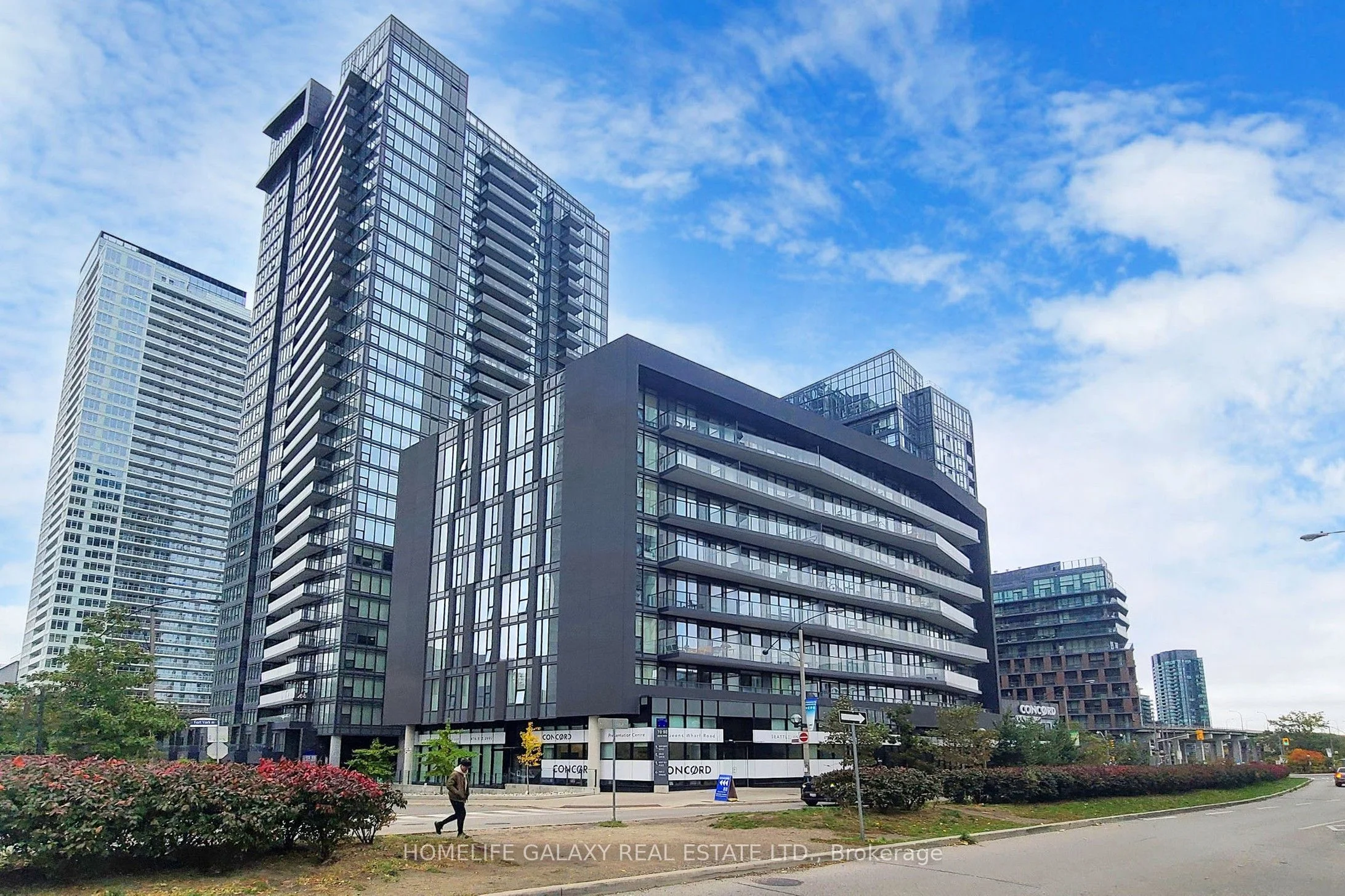 70 Queens Wharf Road 3105, Toronto C01, ON M5V 0J2