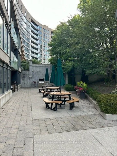 18 Valley Woods Road 307, Toronto C13, ON M3A 0A1