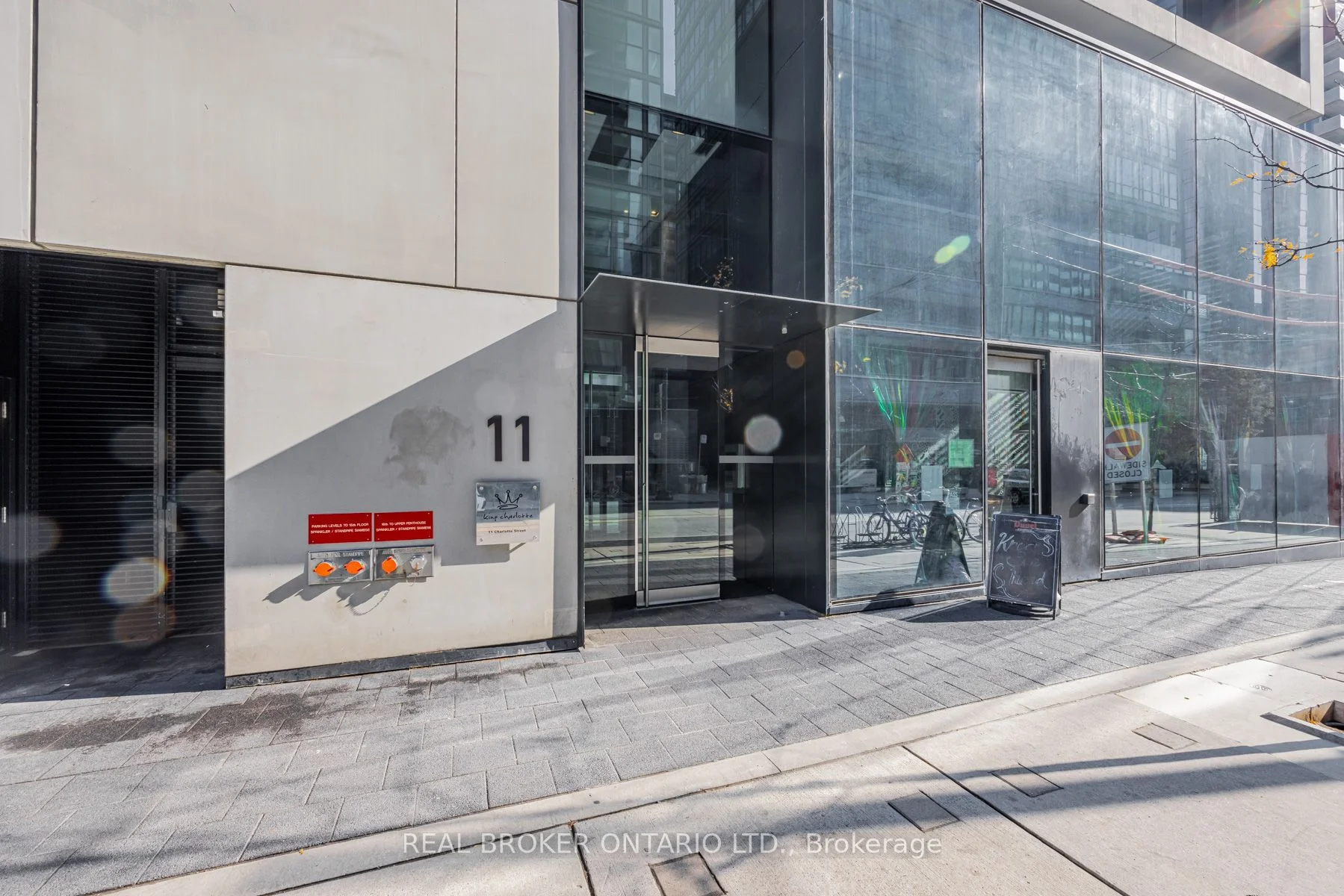 11 Charlotte Street 1203, Toronto C01, On M5v 0m6