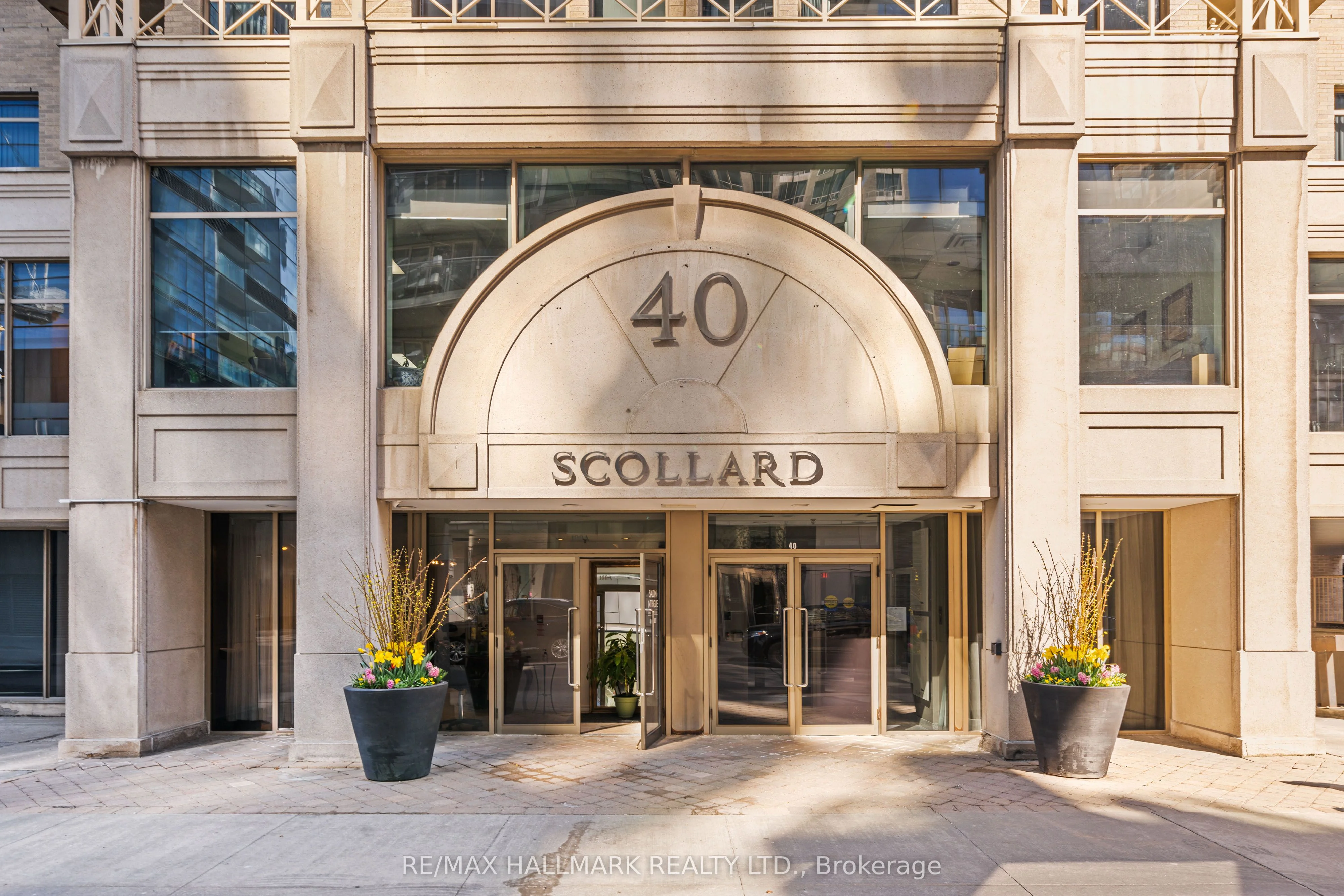 40 Scollard Street 507, Toronto C02, ON M5R 3S1