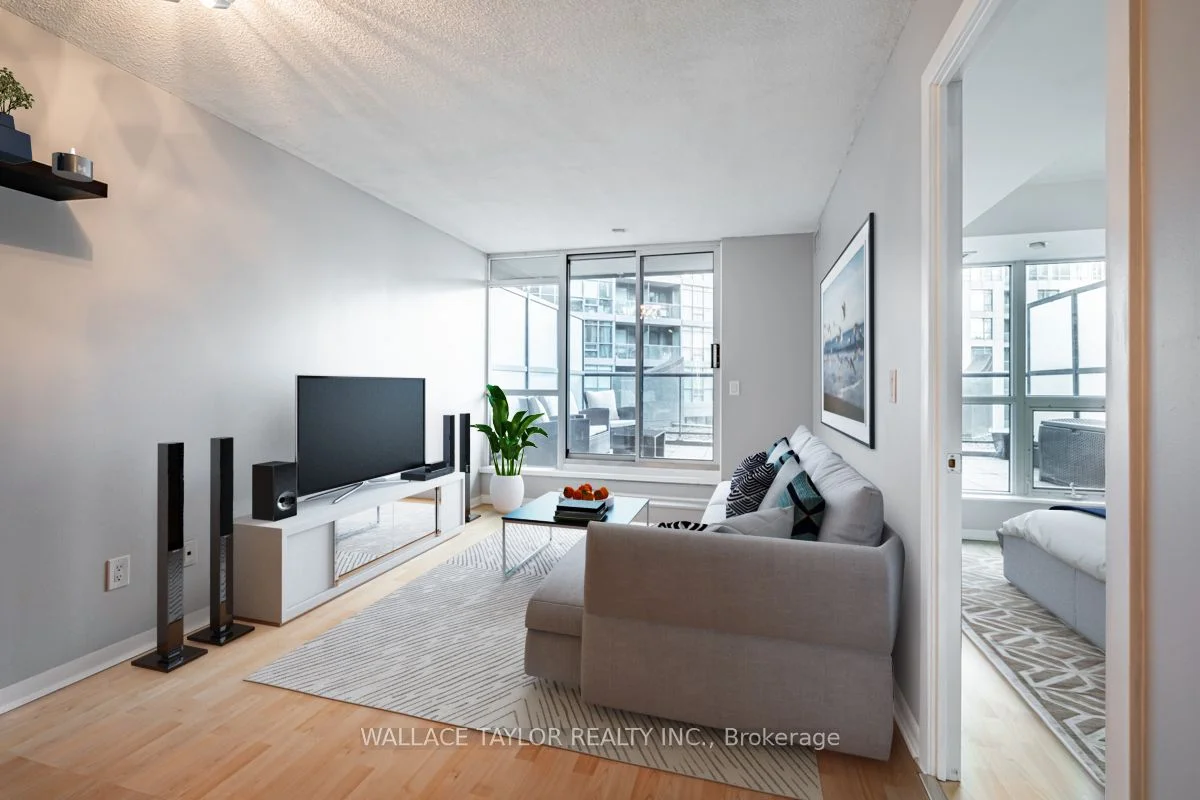219 Fort York Boulevard 317, Toronto C01, ON M5V 1B1