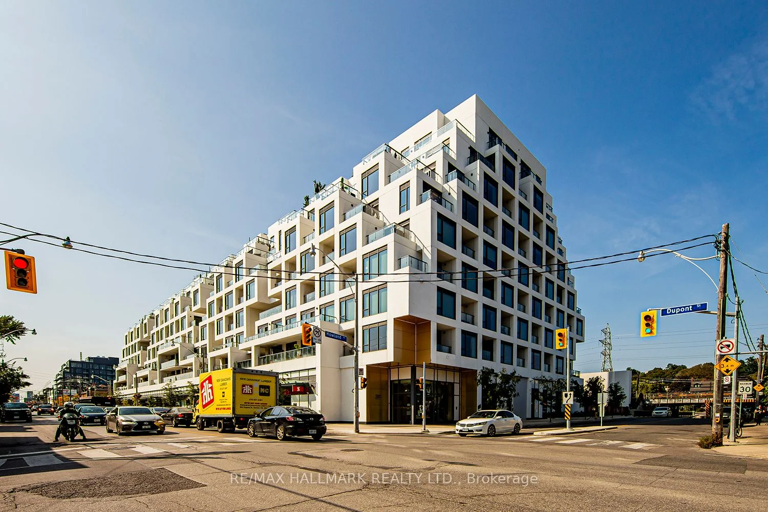280 Howland Avenue 627, Toronto C02, ON M5R 0C3