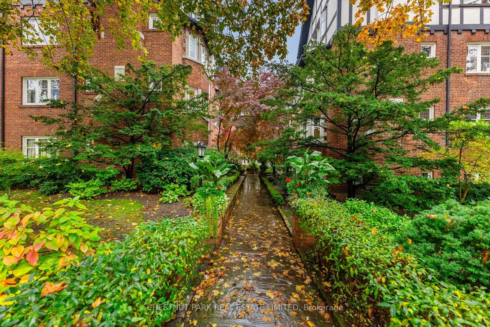 315 Lonsdale Road 7, Toronto C02, ON M4V 1X3