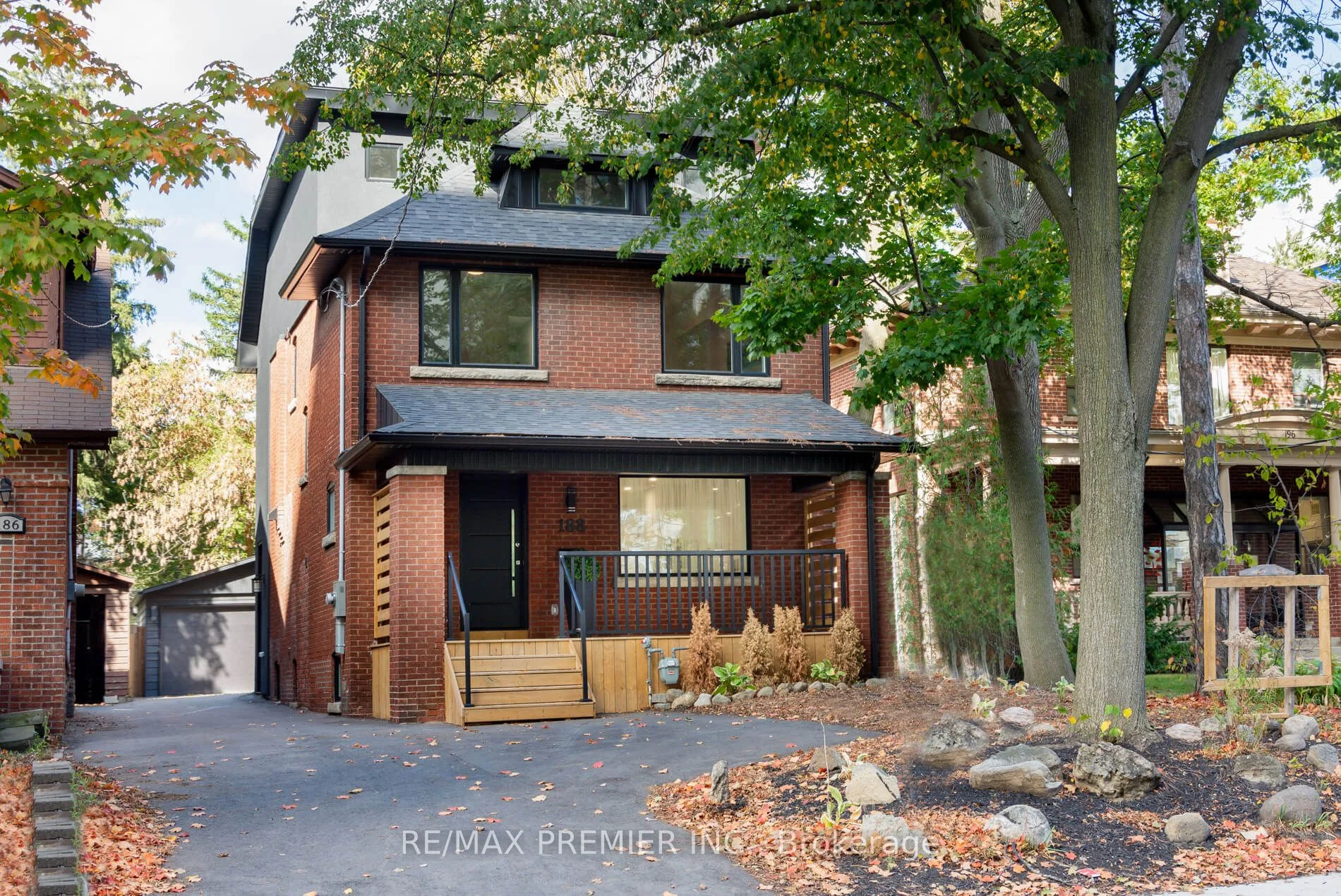 188 Keewatin Avenue E, Toronto C10, On M4p 1z8