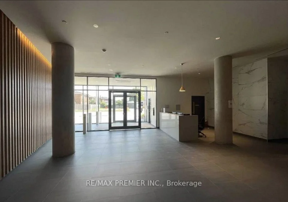 120 Varna Drive 1413, Toronto C04, ON M6A 0B3