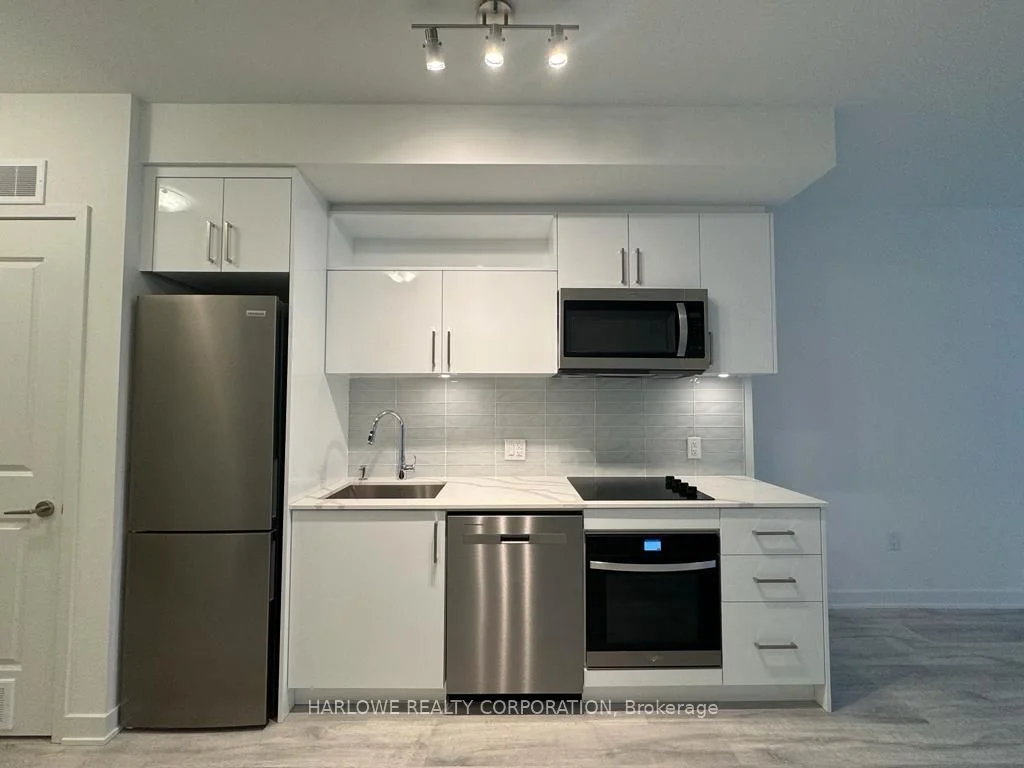 100 Dalhousie Street 212, Toronto C08, ON M5B 1E1