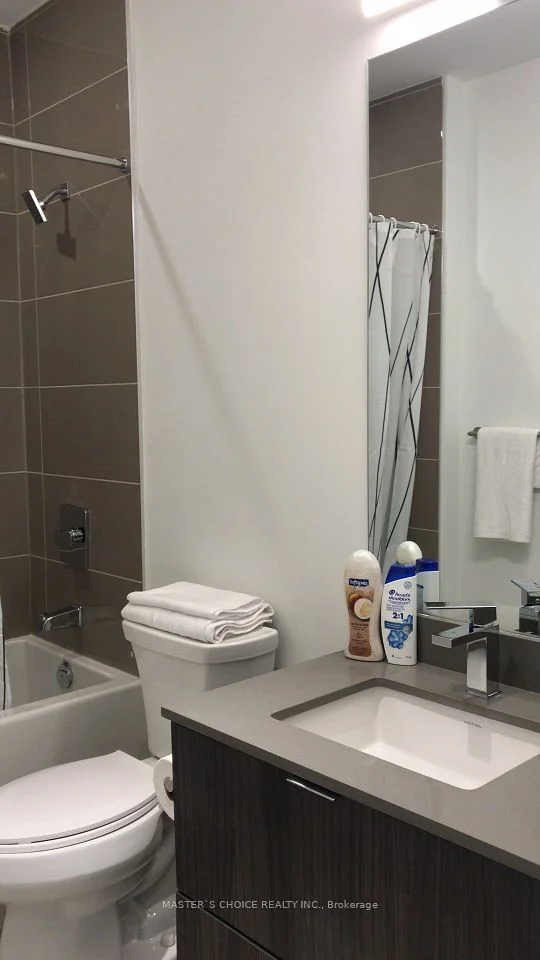 395 Bloor Street E 5105, Toronto C08, On M4w 1h7