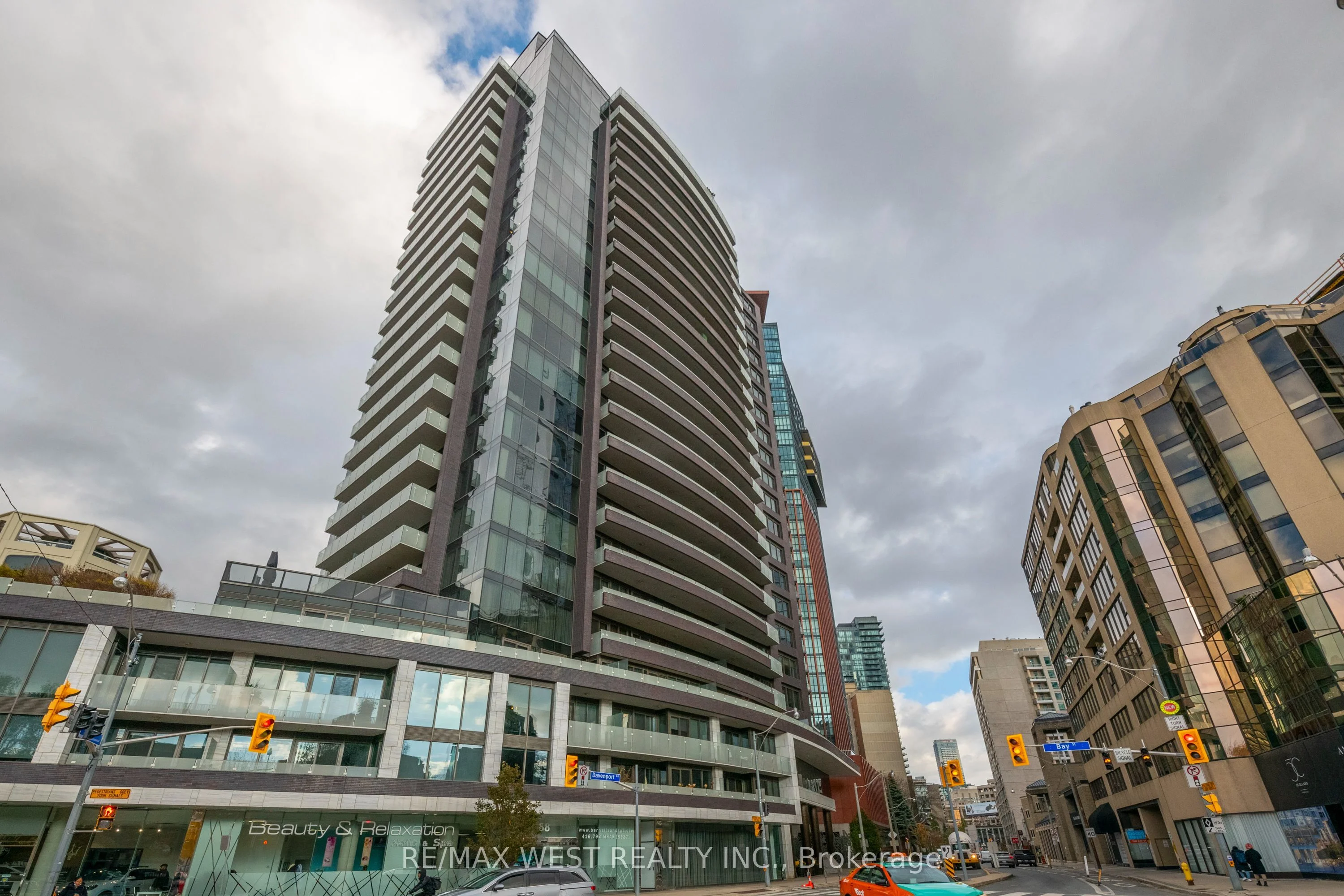 88 Davenport Road 204, Toronto C02, On M5r 0a5