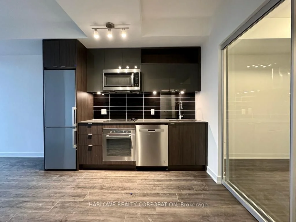 60 Princess Street 1217 SE, Toronto C08, ON M5A 2C7