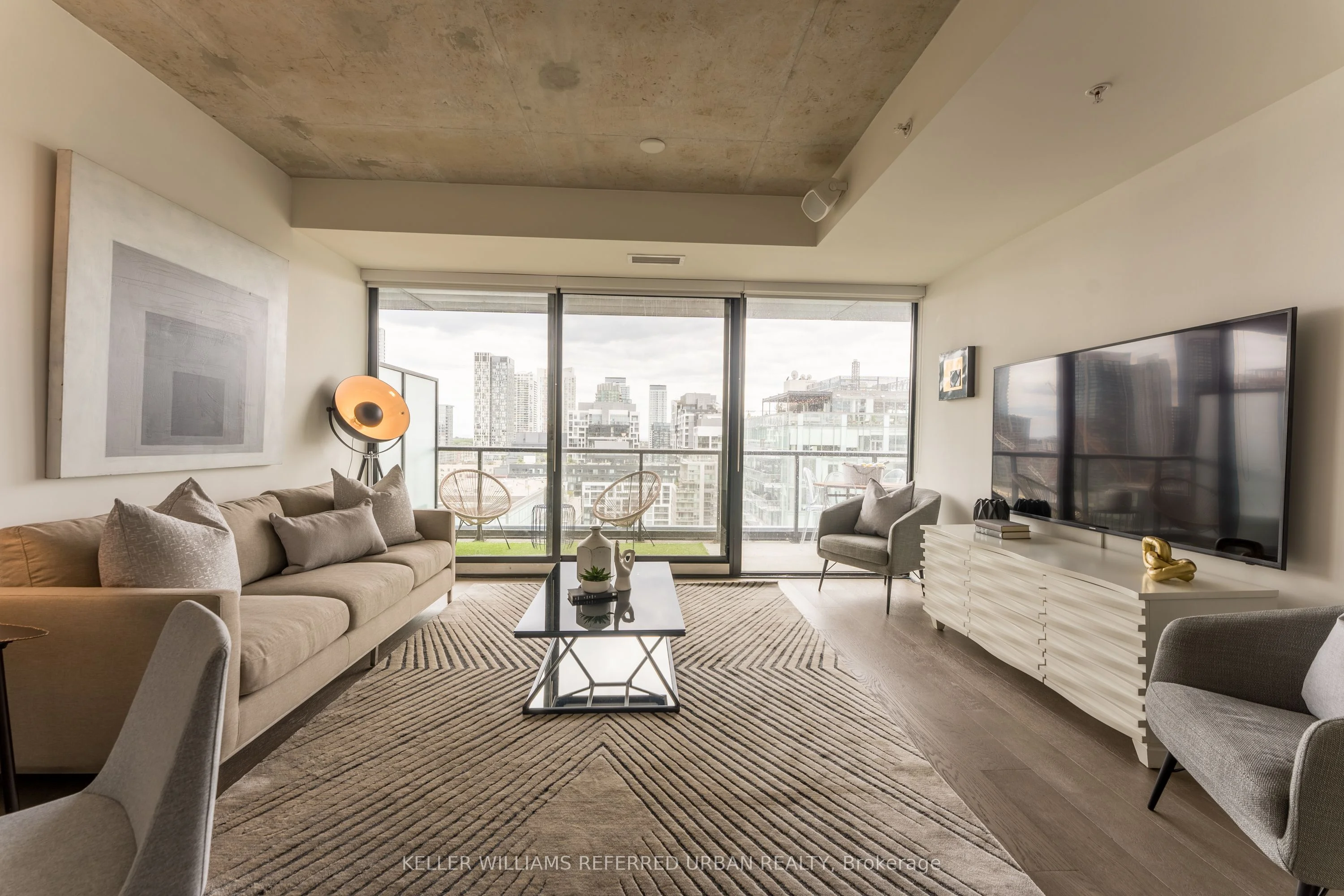 629 King Street W 1408, Toronto C01, ON M5V 0G9