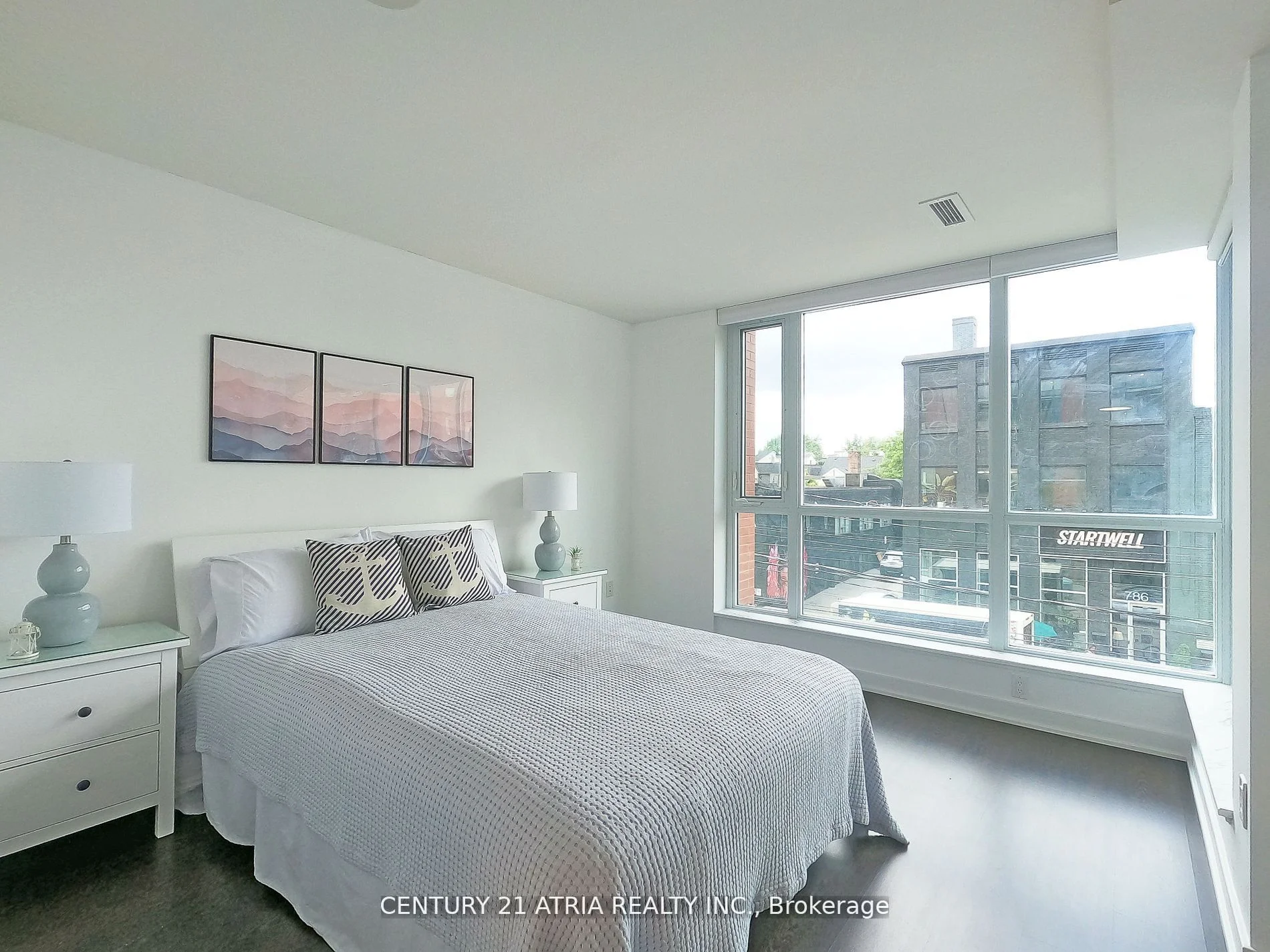 775 King Street W 212, Toronto C01, ON M5V 2K3