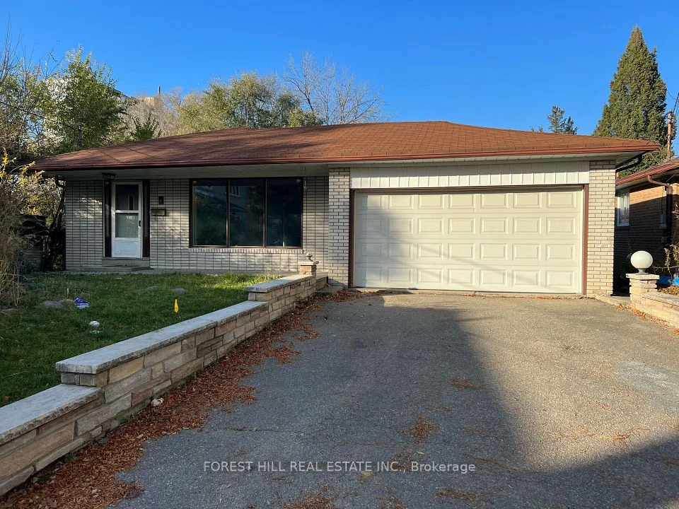 4 Doverwood Court, Toronto C14, ON M2M 2G7