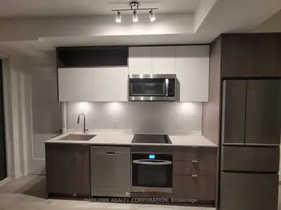 121 Lower Sherbourne Street 1647 Sw, Toronto C08, On M5a 0w8
