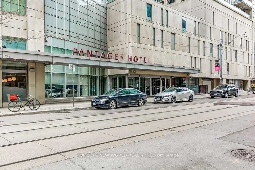 210 Victoria Street 4108, Toronto C08, On M5b 2r3