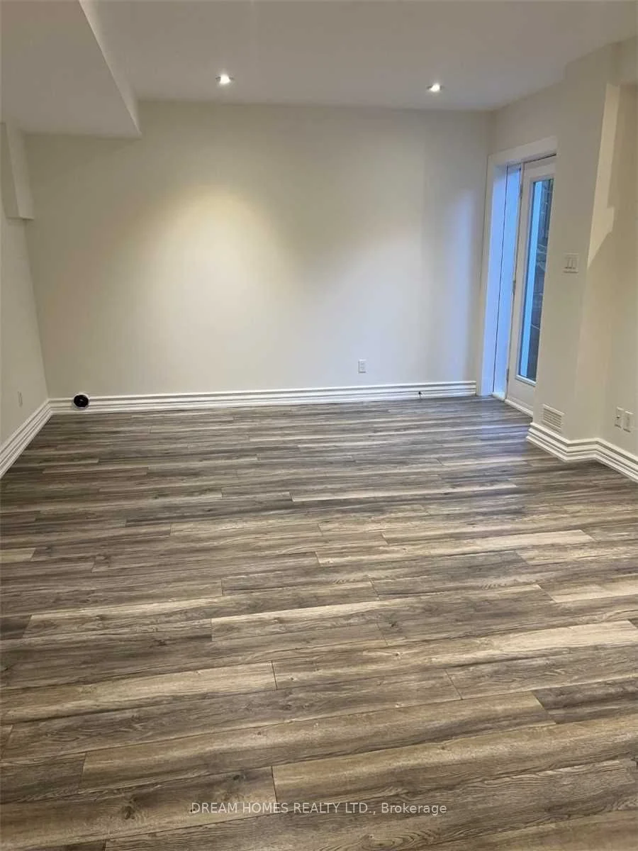 361 Kingsdale Avenue Basemen, Toronto C14, ON M2N 3X7