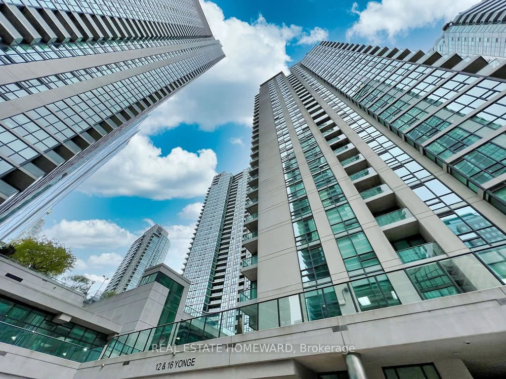 12 Yonge Street 1304, Toronto C01, ON M5E 1Z9