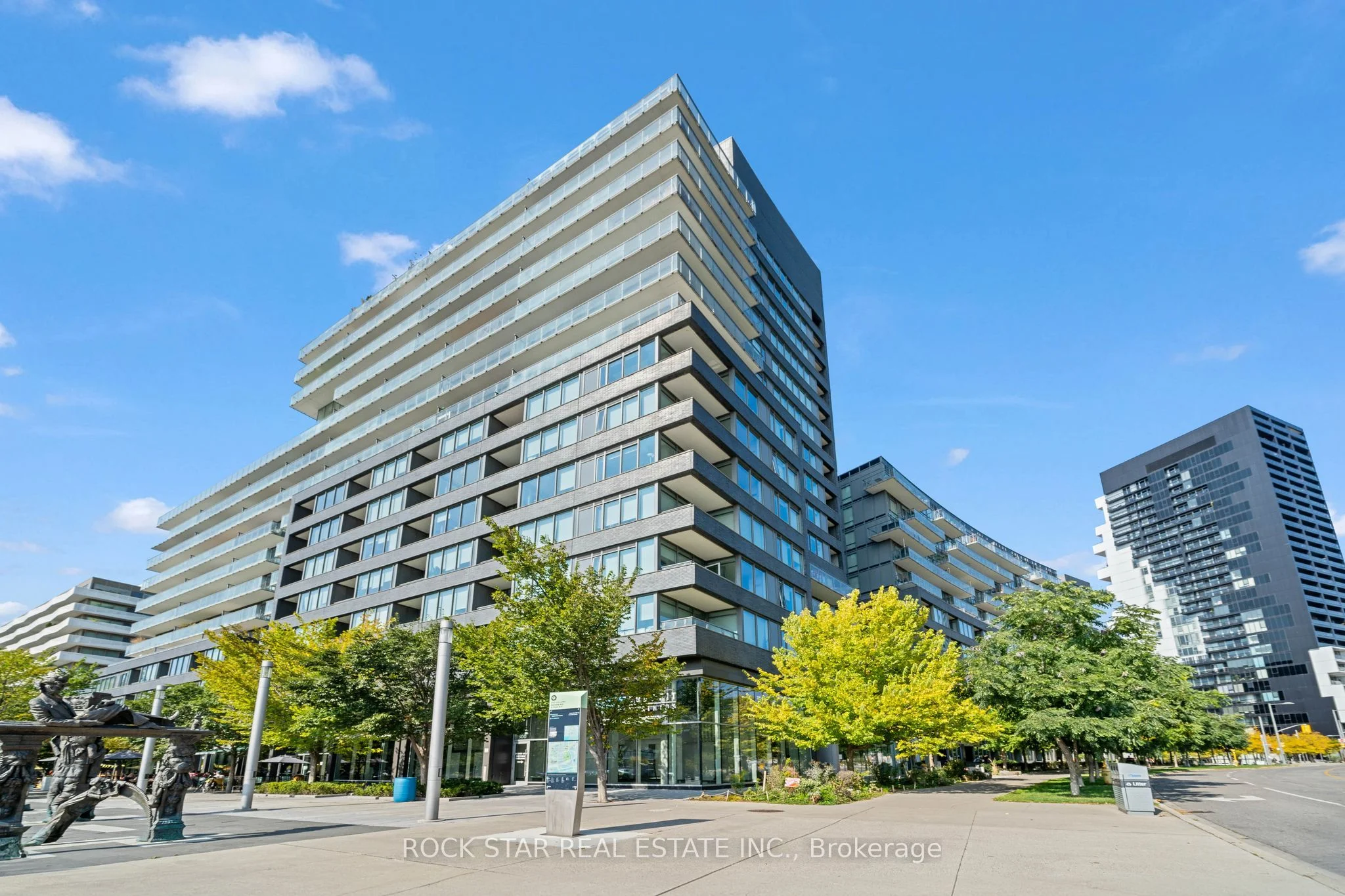 120 Bayview Avenue N103, Toronto C08, On M5a 0g4