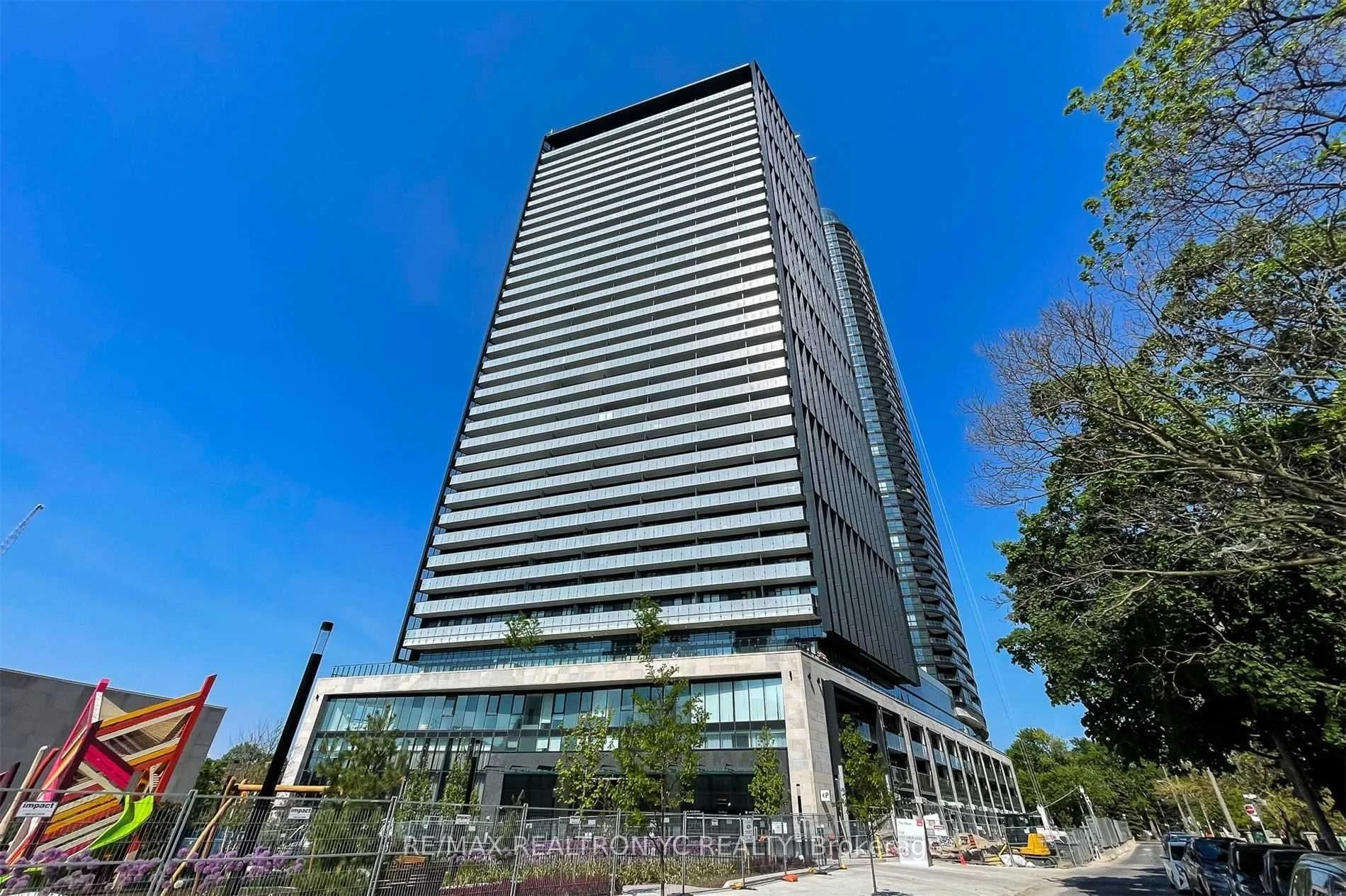 585 Bloor Street E 2515, Toronto C08, ON M4W 0B3