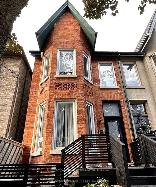 210 Macpherson Avenue, Toronto C02, ON M5R 1W8