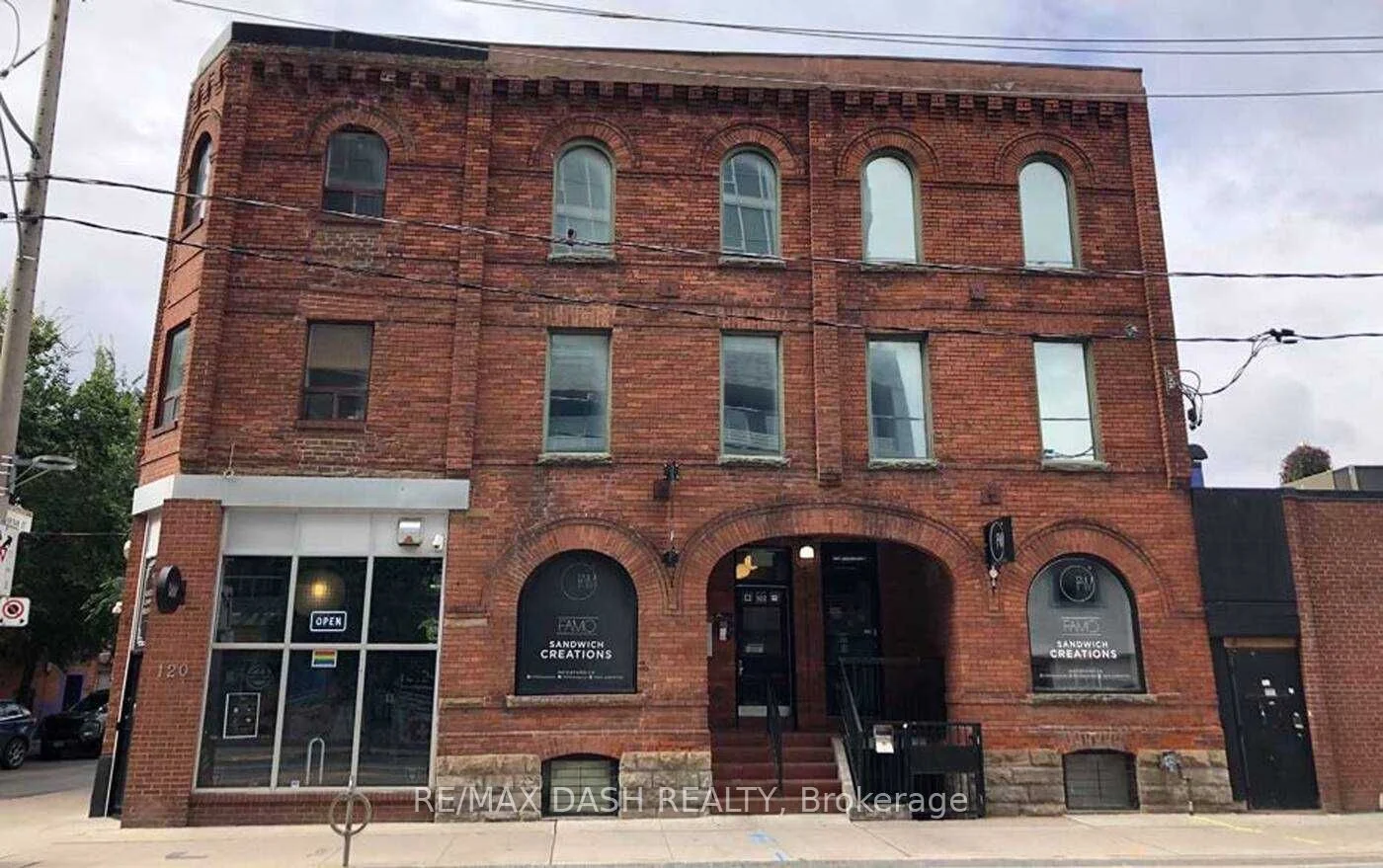 120 Sherbourne Street 2nd Fl, Toronto C08, On M5a 2r4
