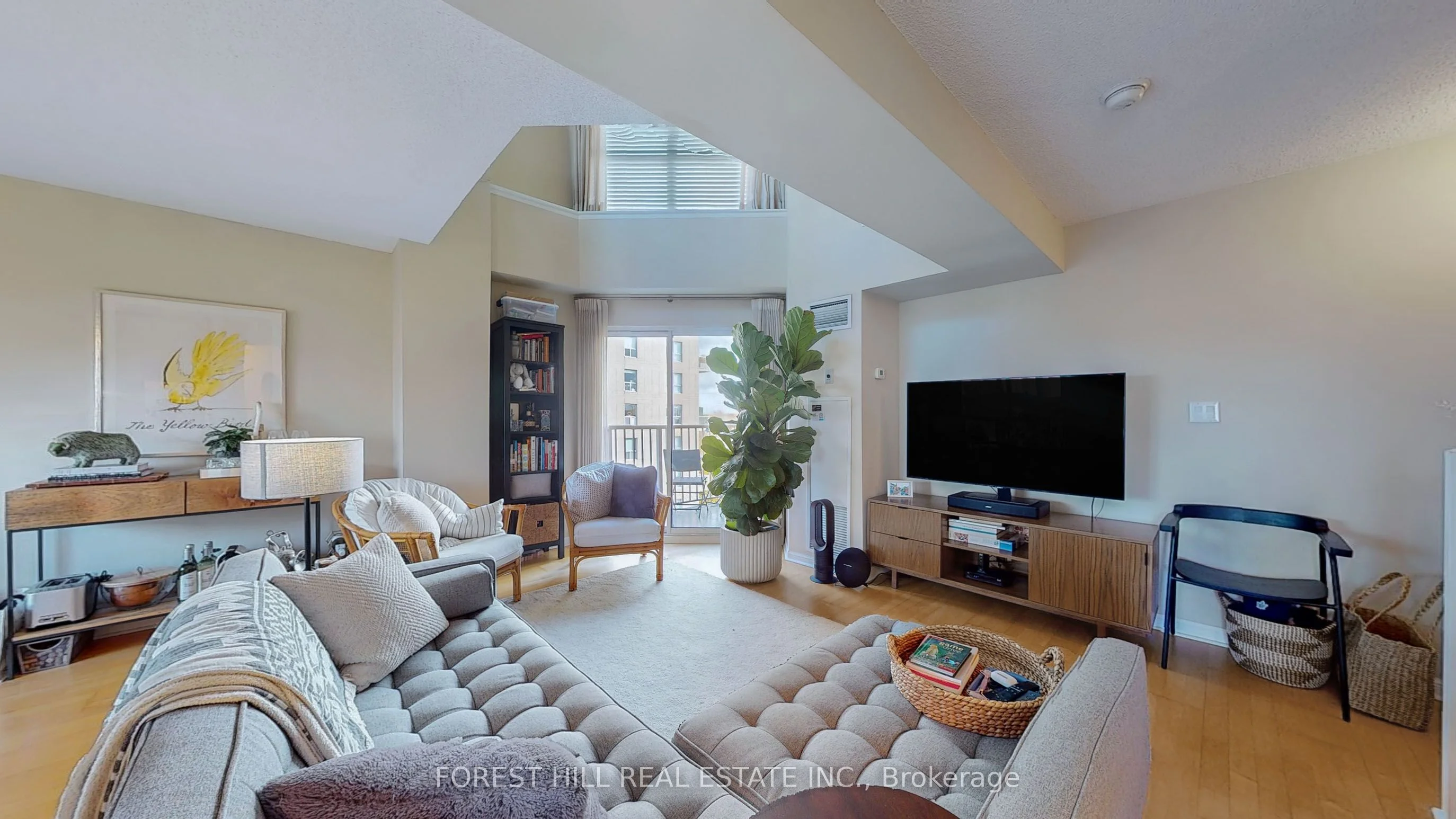 119 Merton Street 806, Toronto C10, ON M4S 3G5