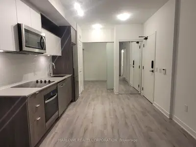 100 Dalhousie Street 211, Toronto C08, On M5b 0c7