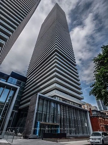 50 Charles Street E 3301, Toronto C08, ON M4Y 0C3
