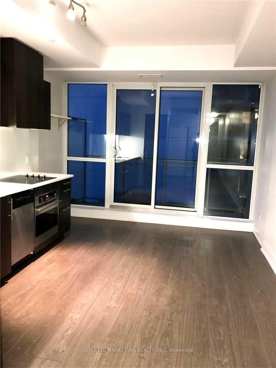 508 Wellington Street W 605, Toronto C08, On M5v 0k8