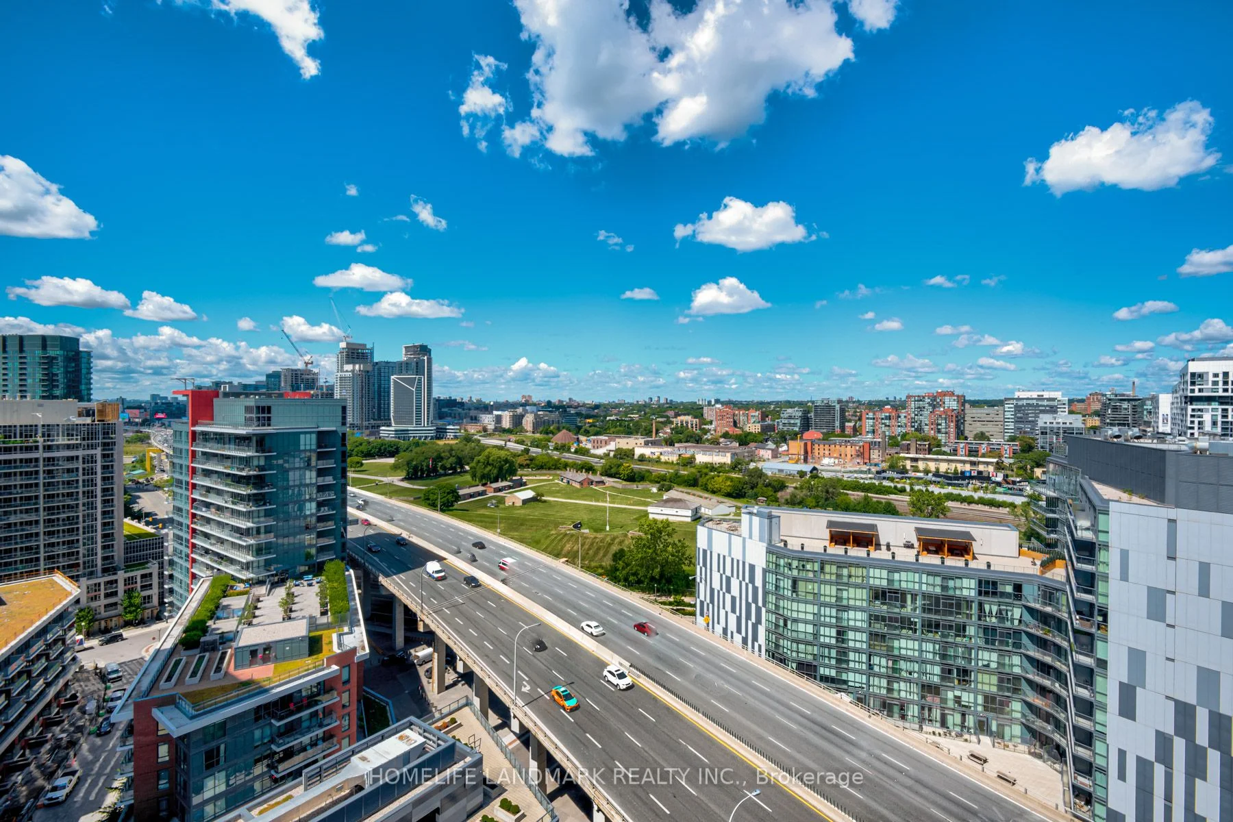 20 Bruyeres Mews 2001, Toronto C01, On M5v 0g8