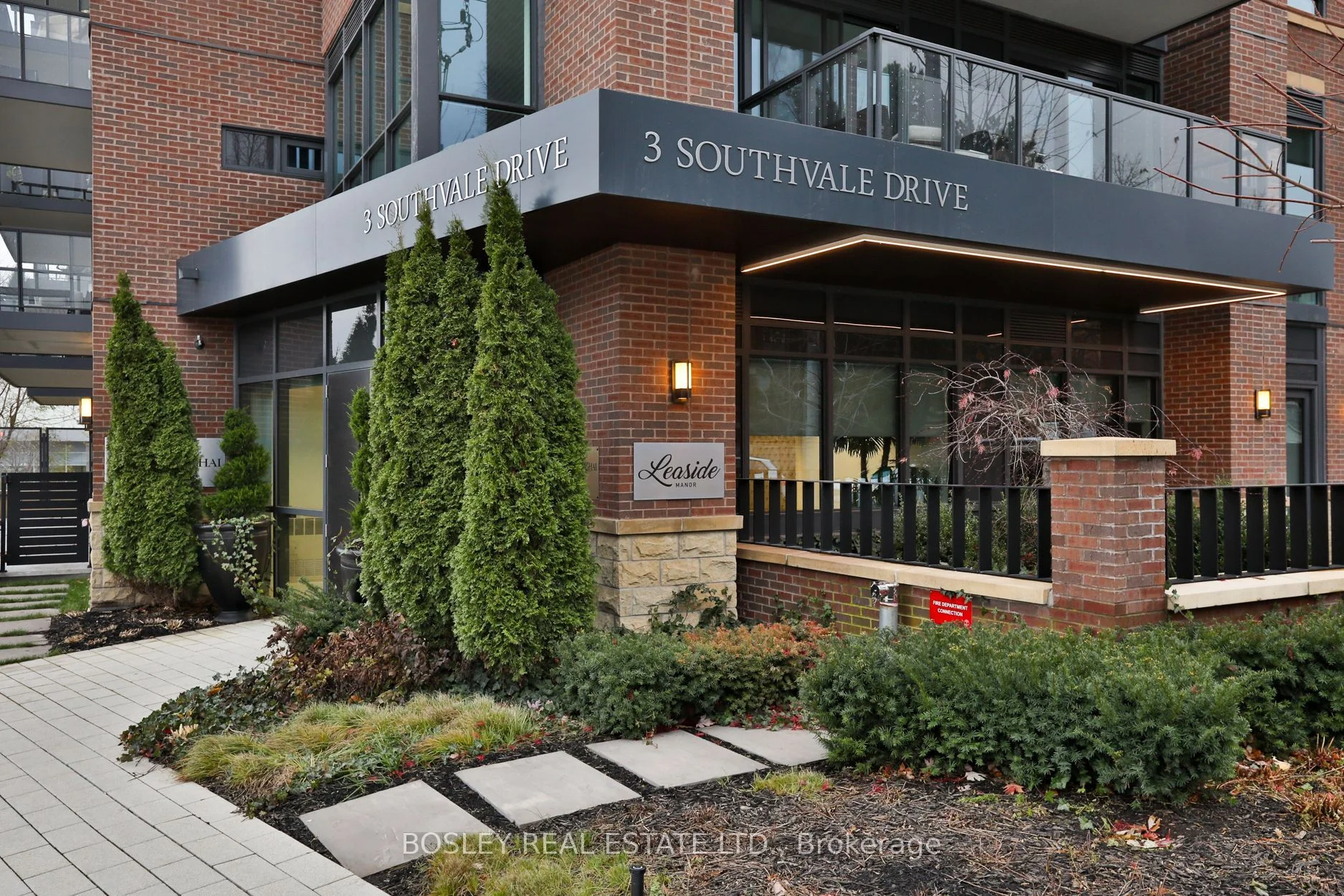 3 Southvale Drive 506, Toronto C11, ON M4G 1G1