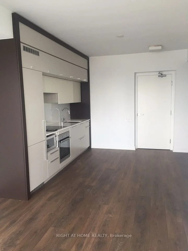15 Grenville Street 3307, Toronto C01, ON M4Y 1A1