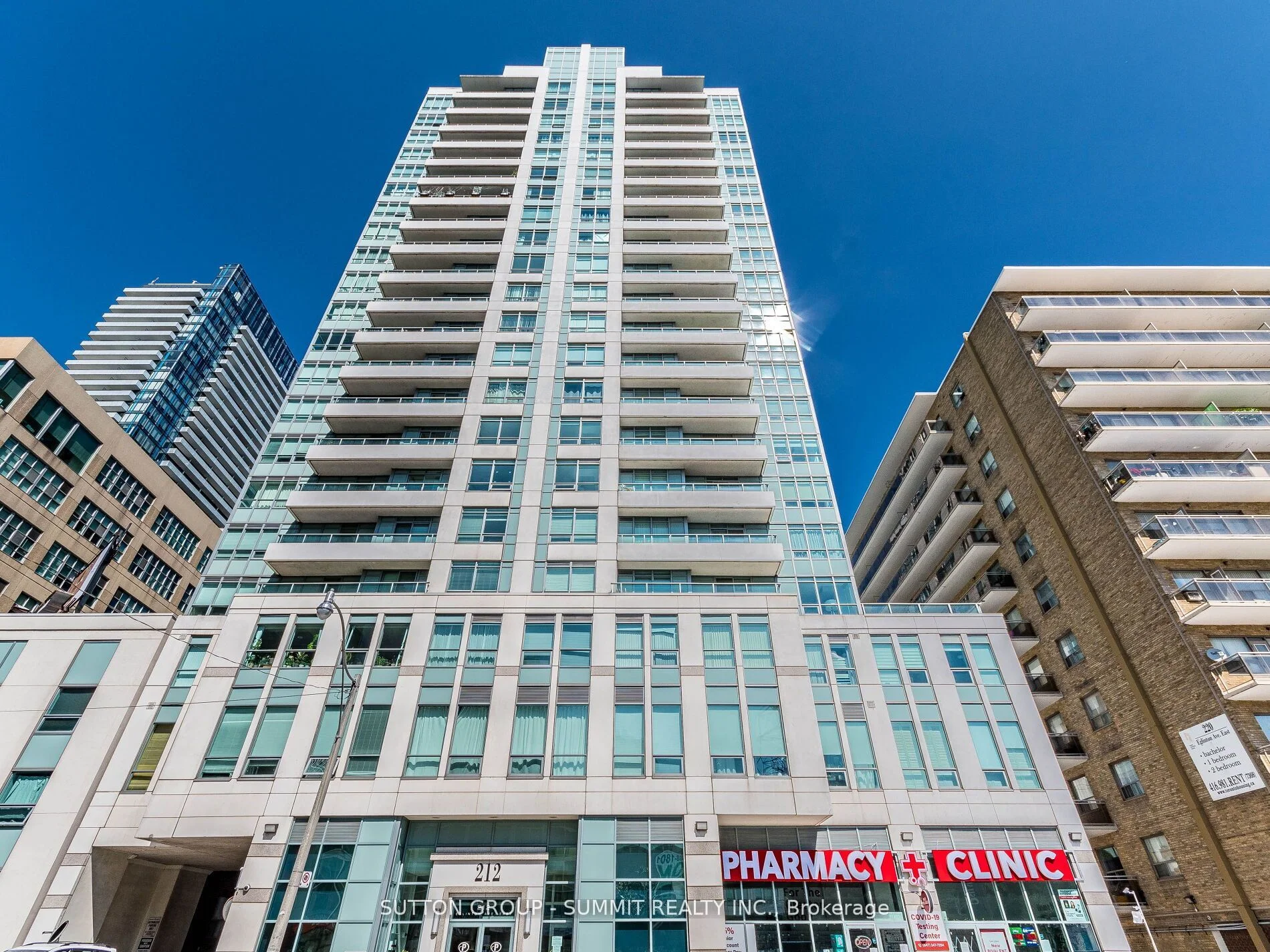 212 Eglinton Avenue E 1704, Toronto C10, ON M4P 0A3