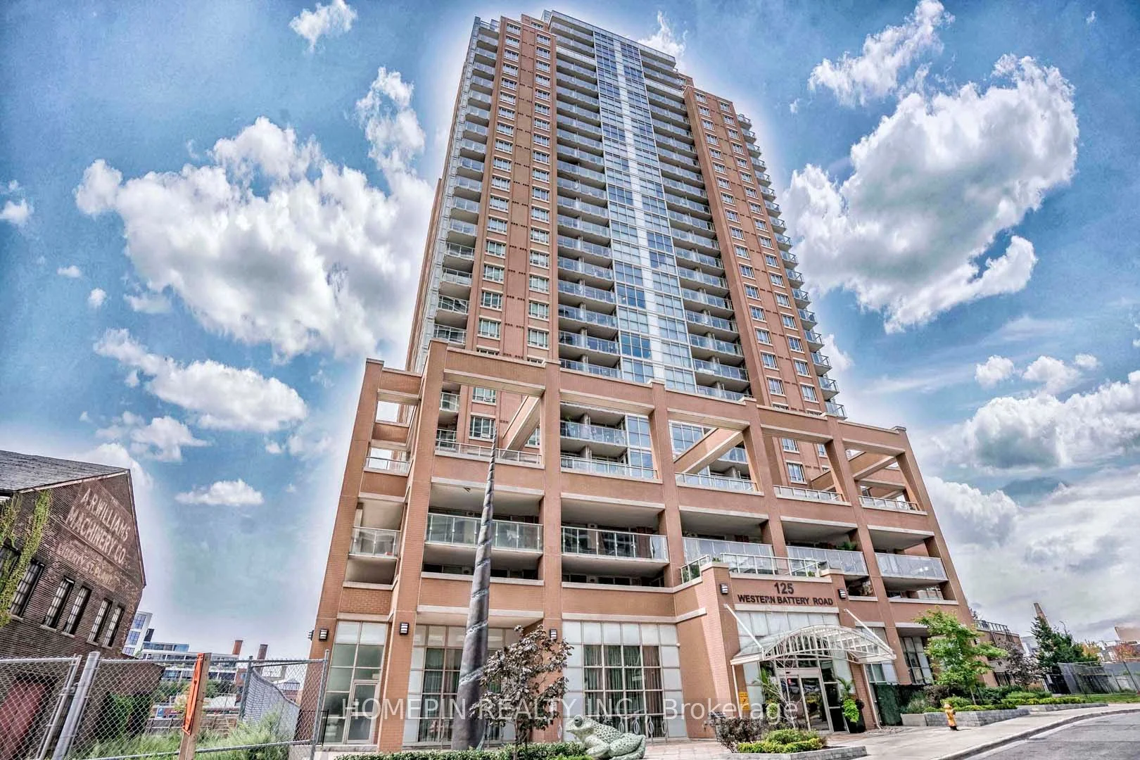 125 Western Battery Road W 1101, Toronto C01, ON M6K 3R8