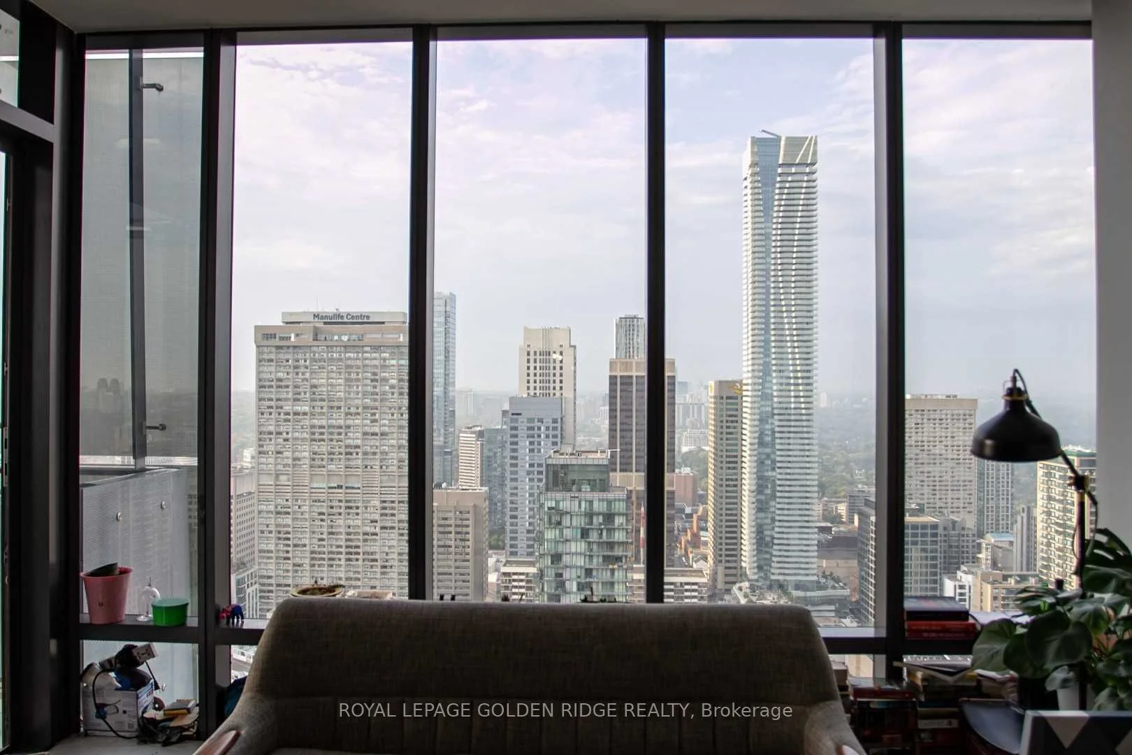 5 St Joseph Street 4409, Toronto C01, On M4y 1j6