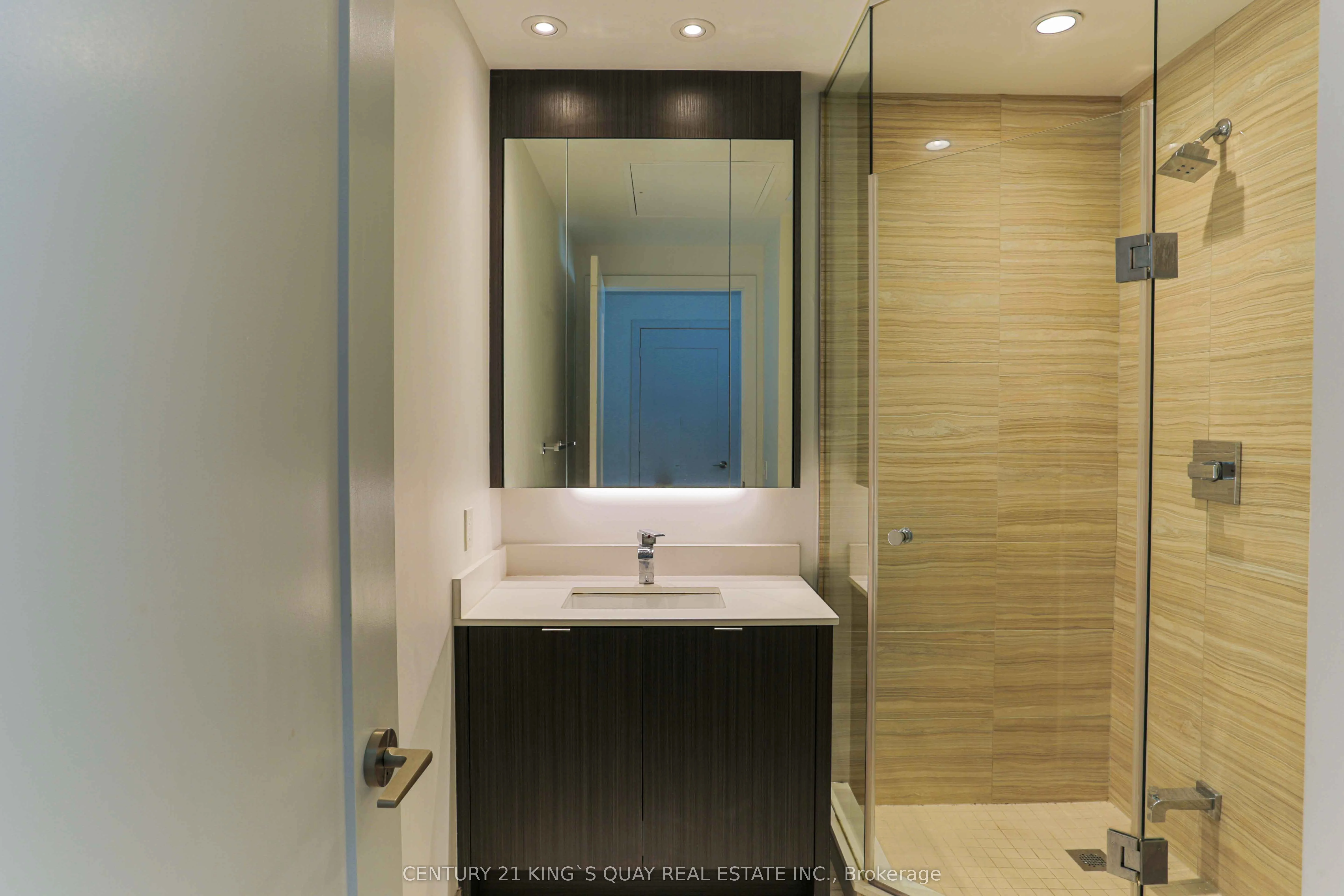 15 Merchants' Wharf Street 332, Toronto C08, ON M5A 0N8