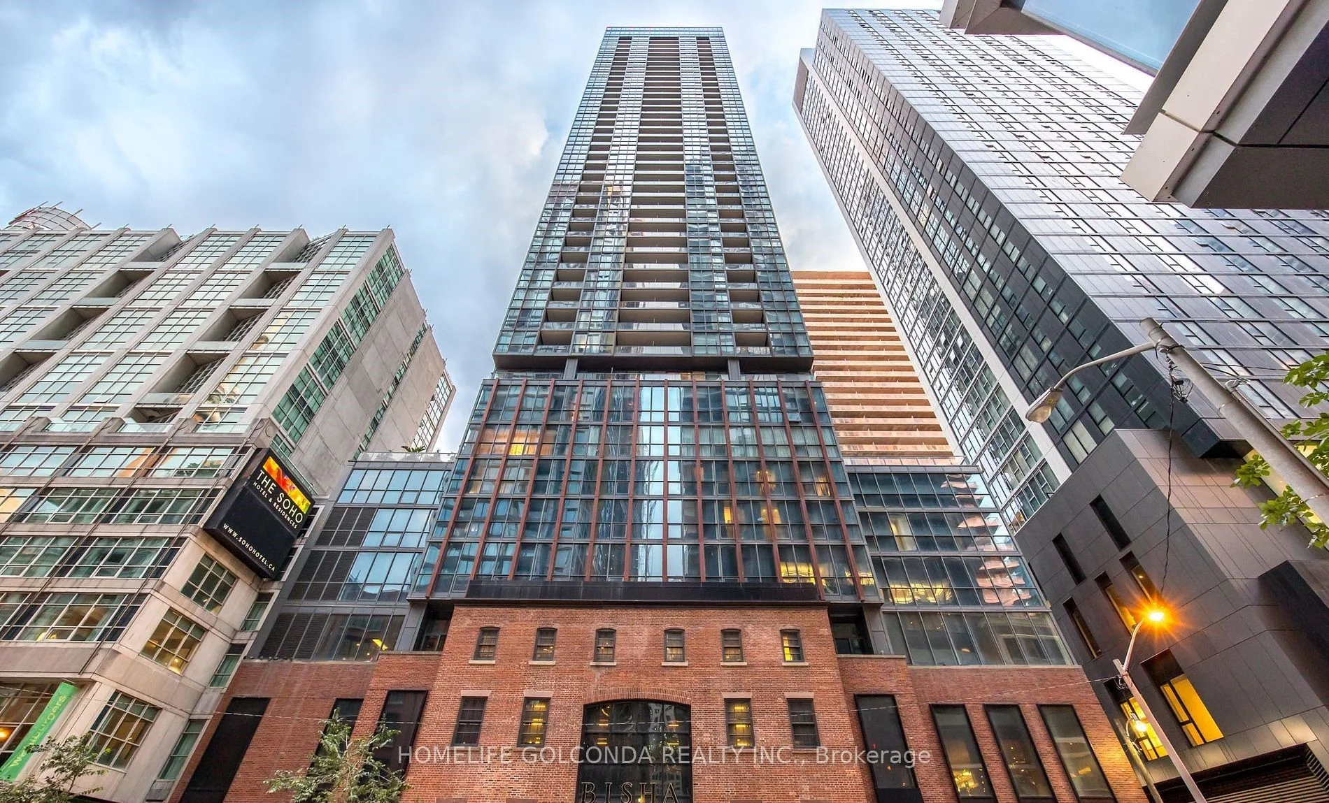 88 Blue jays Way W 2607, Toronto C01, ON M5V 0L7