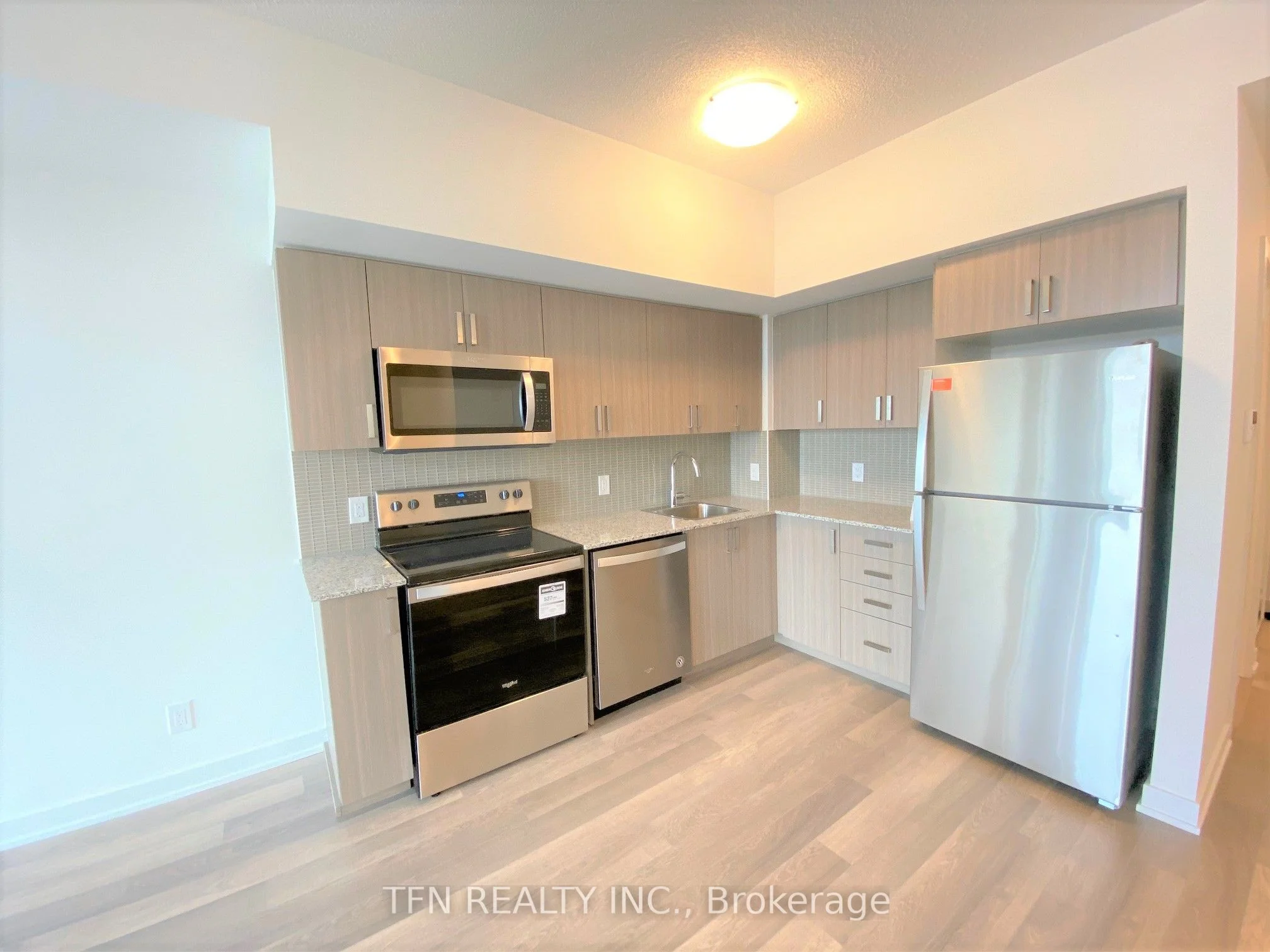 1603 Eglinton Avenue W 1205, Toronto C03, ON M6E 0A1