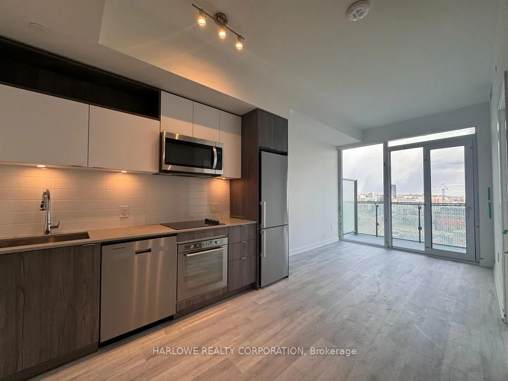 60 Princess Street 1517 SE, Toronto C08, ON M5A 2C7
