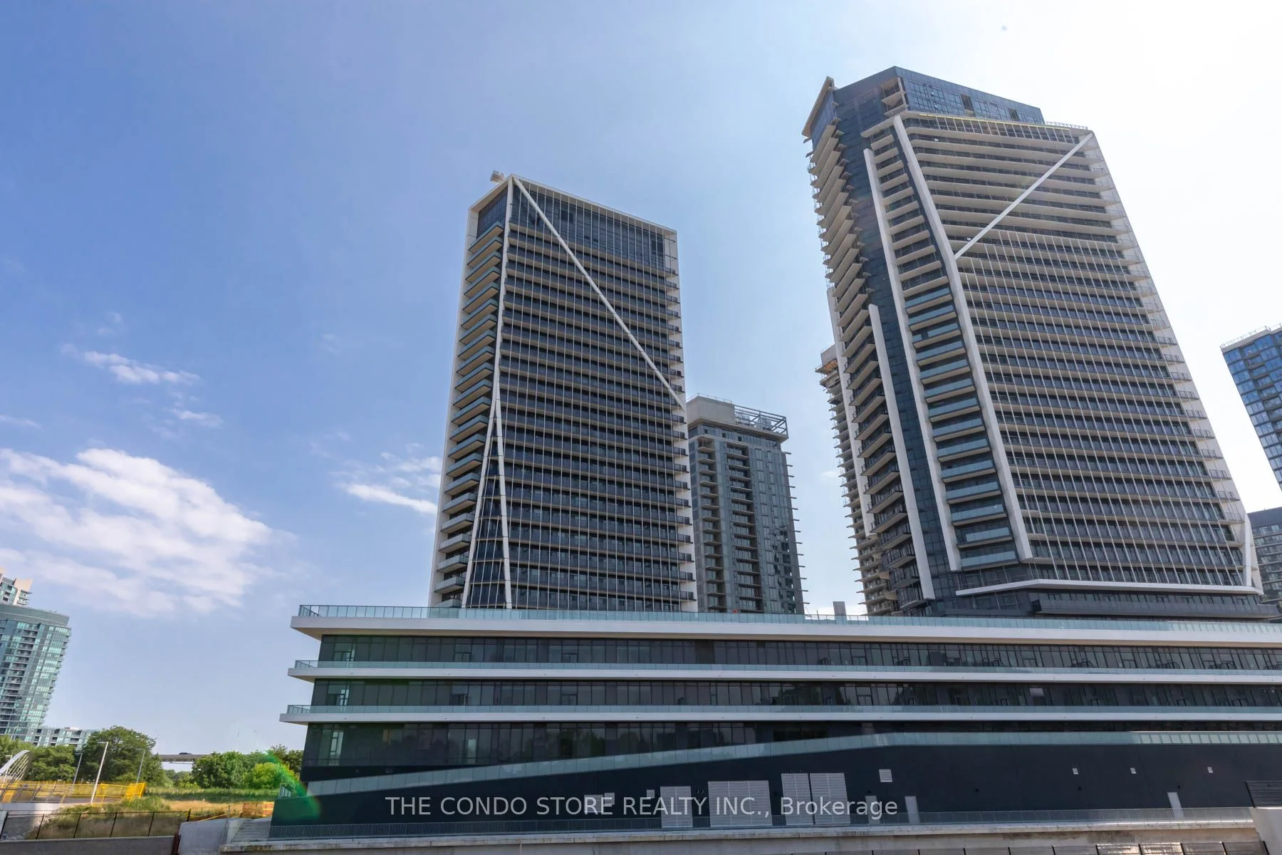 50 Ordnance Street 2905, Toronto C01, ON M6K 1A2