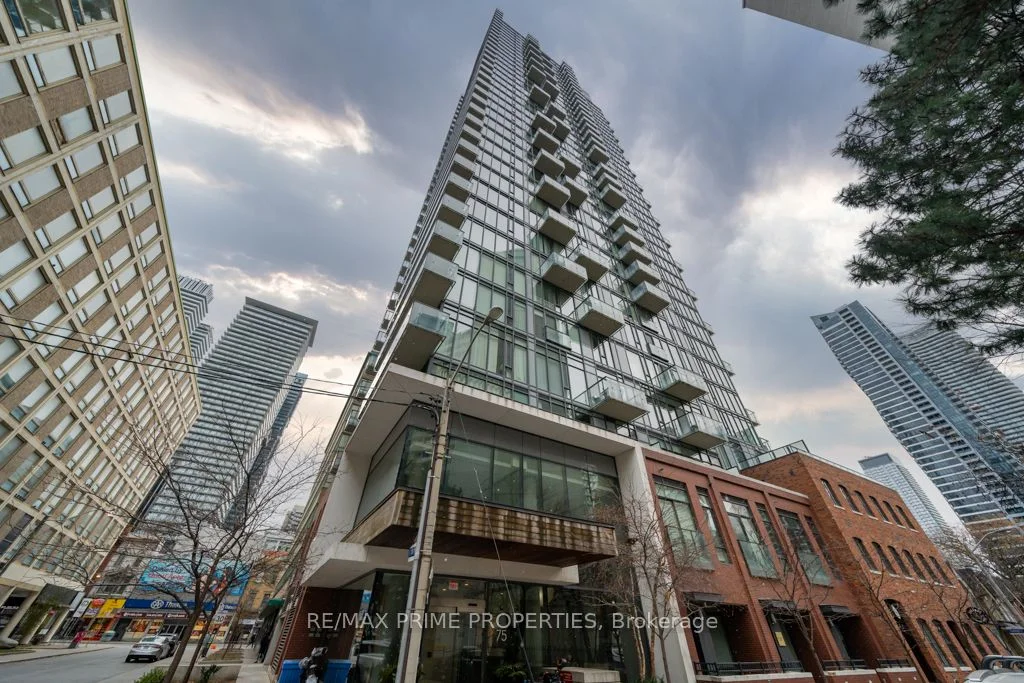 75 St Nicholas Street 808, Toronto C01, On M4y 0a5