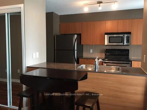 11 Brunel Court 606, Toronto C01, On M5v 3y3