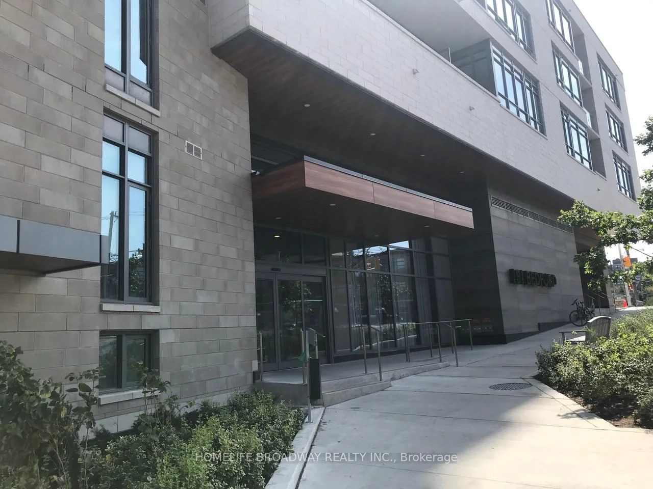 181 Bedford Road 1802, Toronto C02, ON M5R 0A5