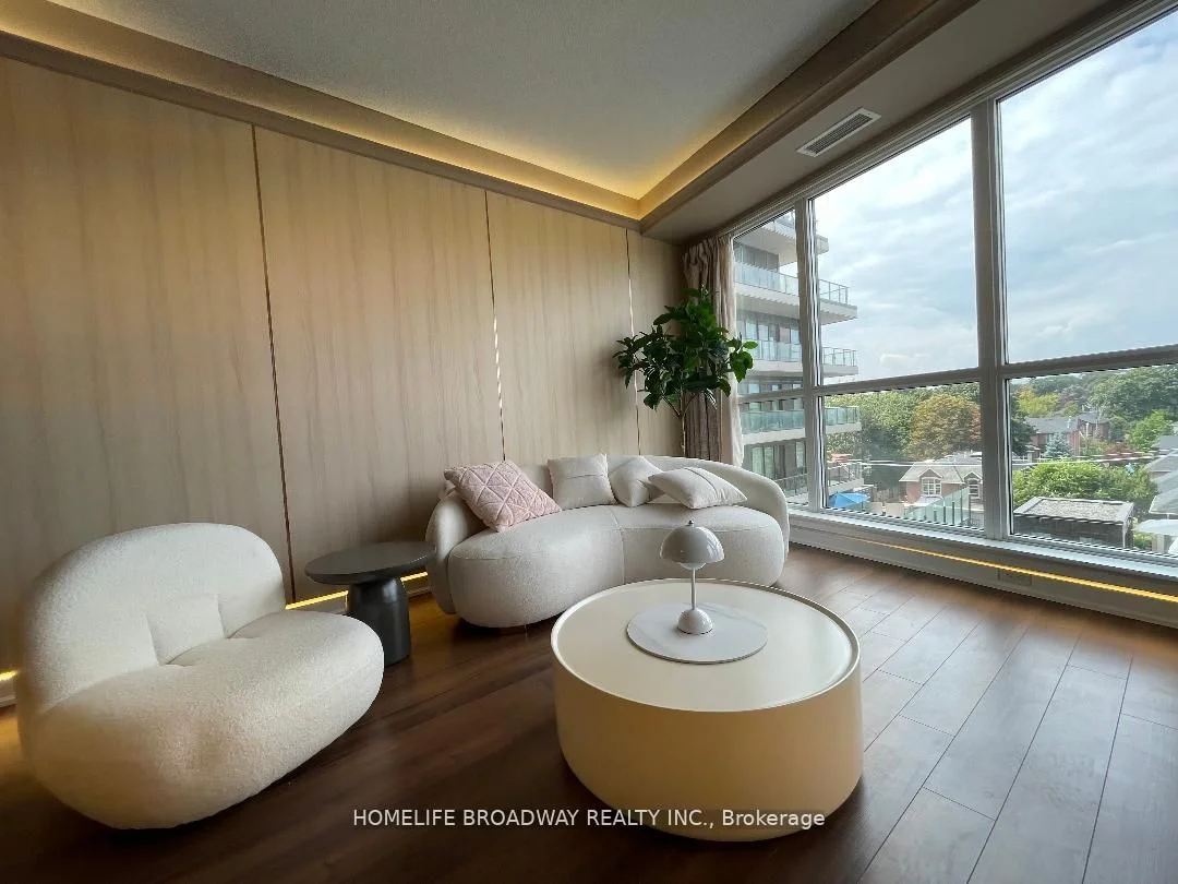 60 Berwick Avenue 612, Toronto C03, ON M5P 1H1