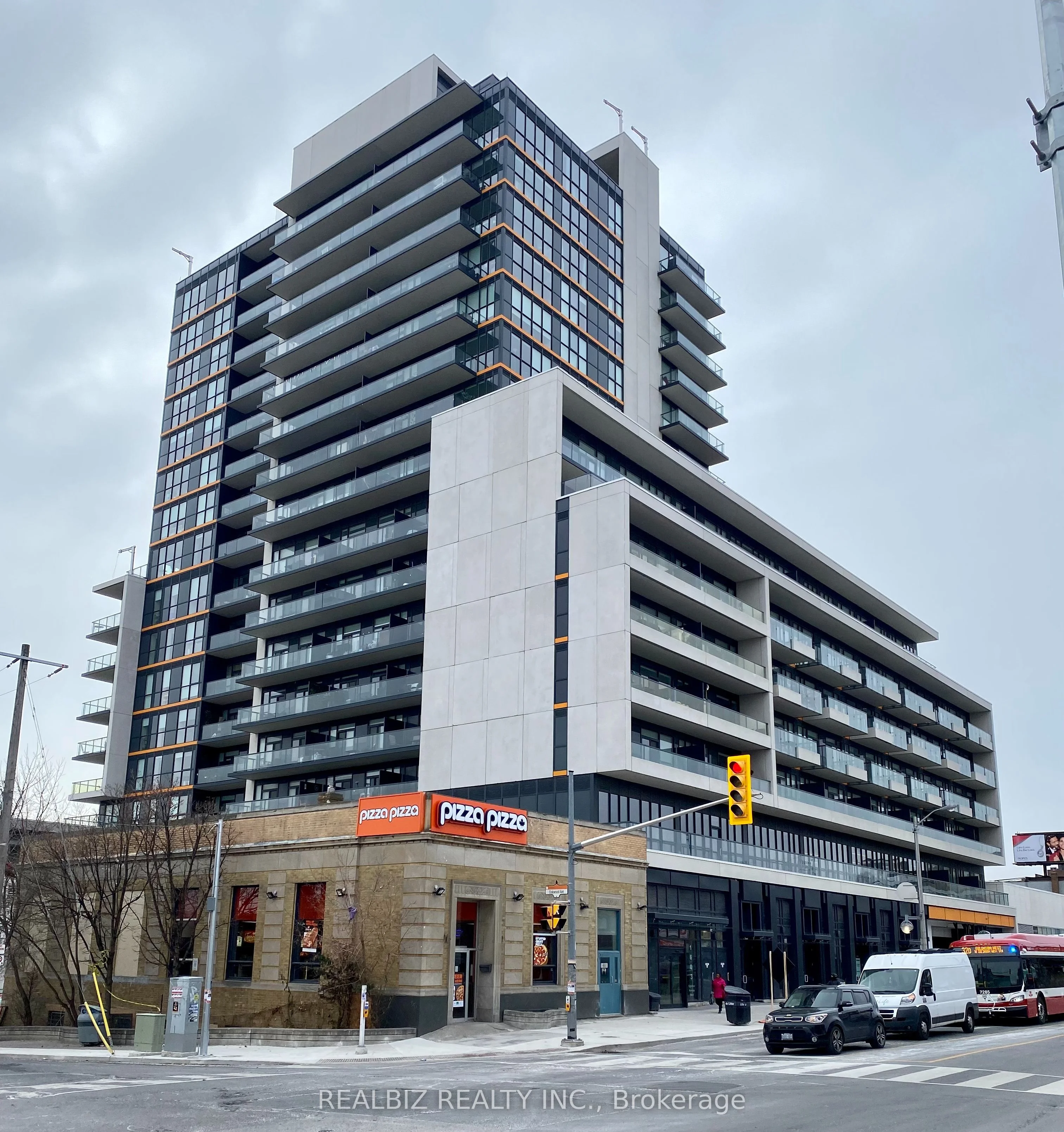 1603 Eglinton Avenue W 301, Toronto C03, On M6e 0a1