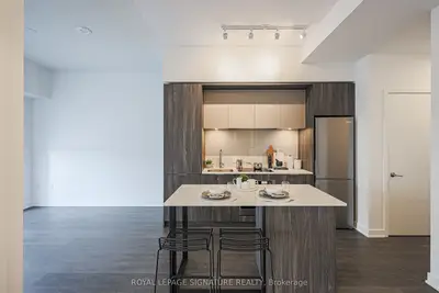 35 Tubman Avenue 1119, Toronto C08, ON M5A 0T1
