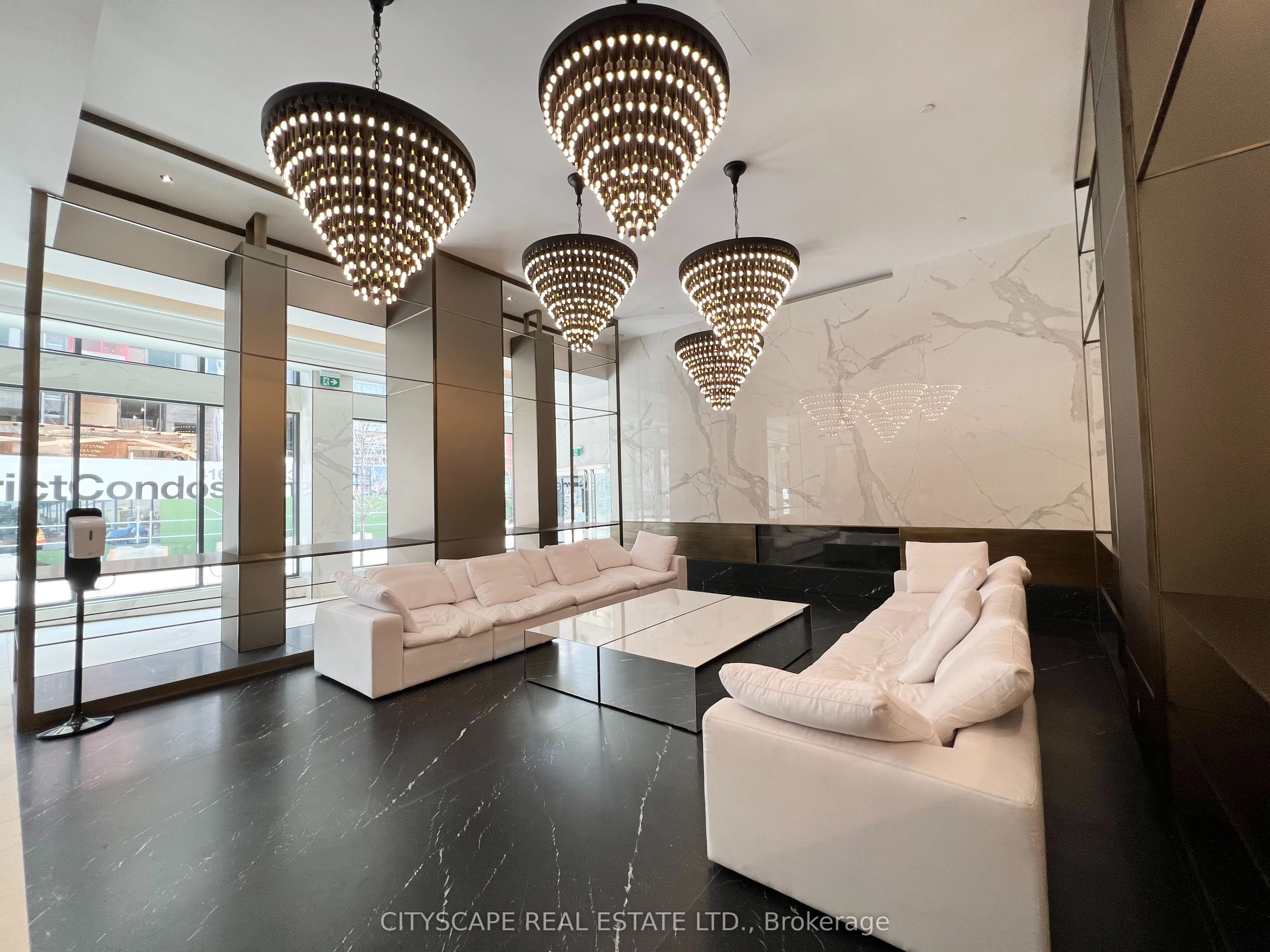 77 Shuter Street 1516, Toronto C08, On M5b 0b8