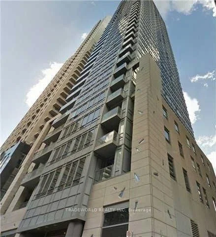 21 Balmuto Street 305, Toronto C01, On M4y 1w4