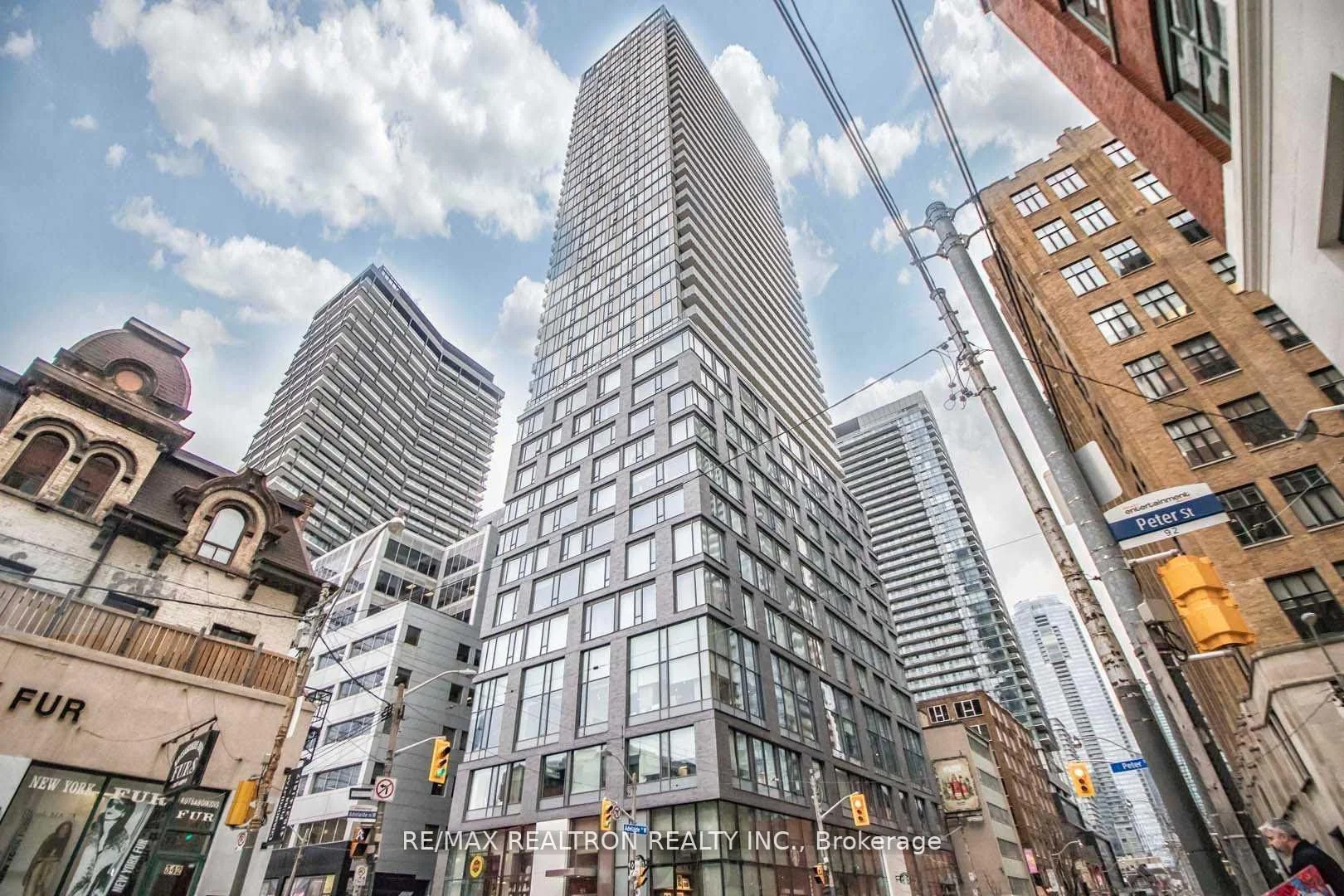 101 Peter Street 1501, Toronto C01, ON M5V 0G6