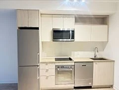 60 Princess Street 632 SE, Toronto C08, ON M5A 2C7