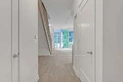 60 Princess Street 108 Se, Toronto C08, On M5a 2c7